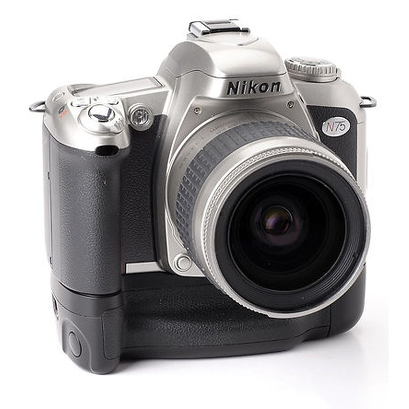 Nikon N75