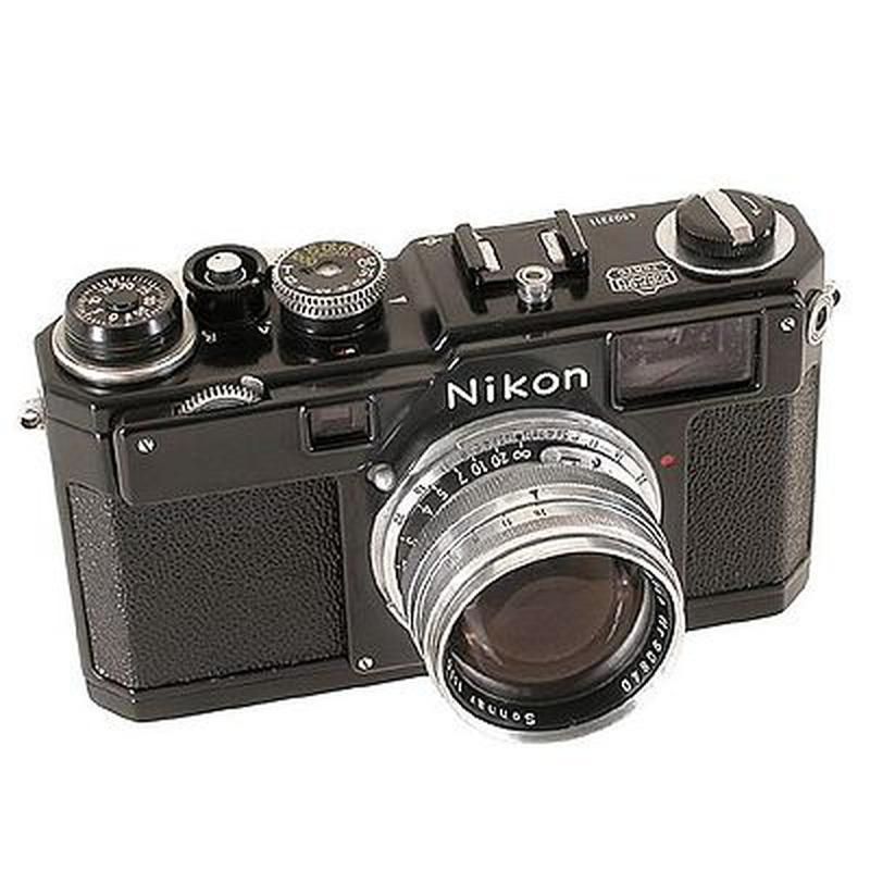 Nikon S4 black