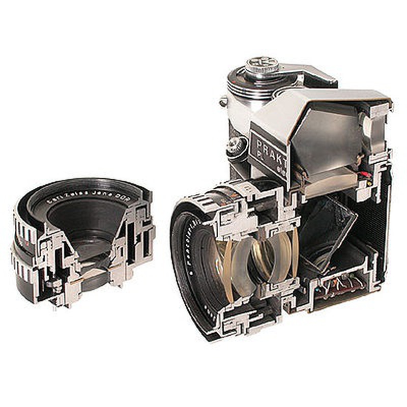 Praktica PL electronic Cut-Away